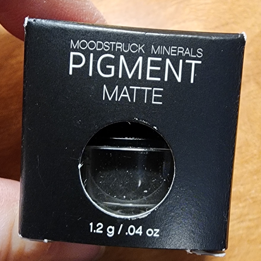 Pigment Matte Black